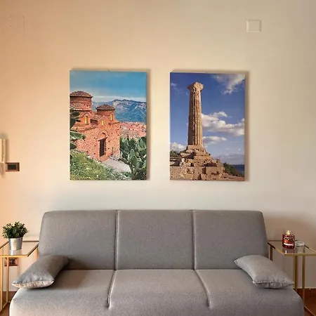 Ferienwohnung La Casa Di Isa Lamezia Terme Exterior foto